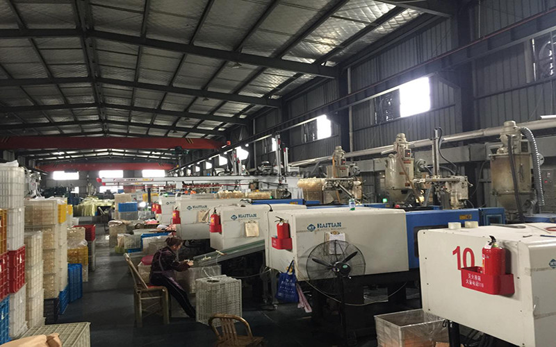 Cixi Changhe Leyou Sanitary Ware Factory fabrika üretim hattı